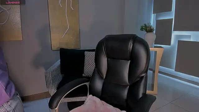 MollySundersX online show from 8, 5, 2026