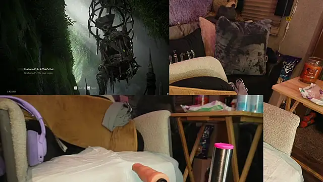 Snapshot of IndiaBlaze chatting on 3, 12, 2025 IndiaBlaze online show from 3, 12, 2025