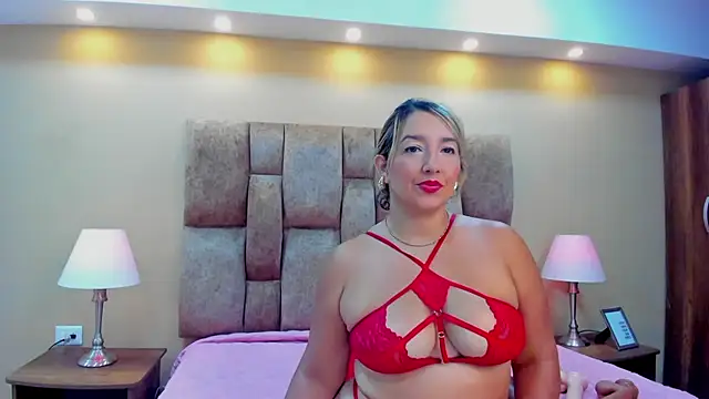 MiiaHot online show from 26, 12, 2024