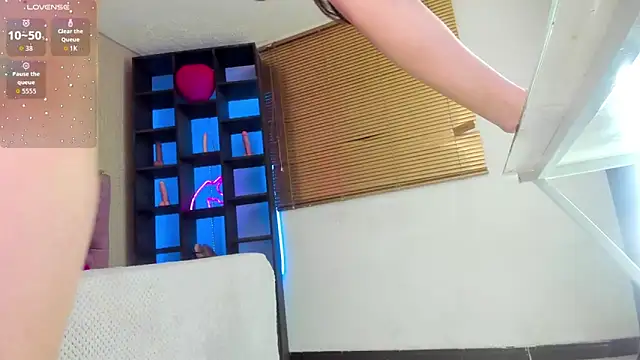 Snapshot of shelby_carson chatting on 12, 3, 2026 shelby carson online show from 12, 3, 2026