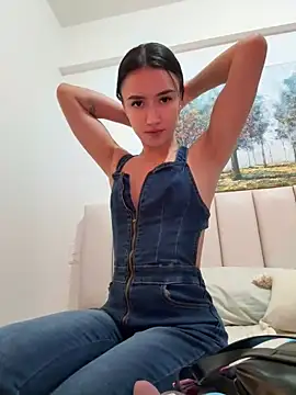 SaraWilliamss  online show from 25, 12, 2024