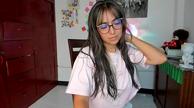 Isabellaa22 1 online show from 5, 2, 2025