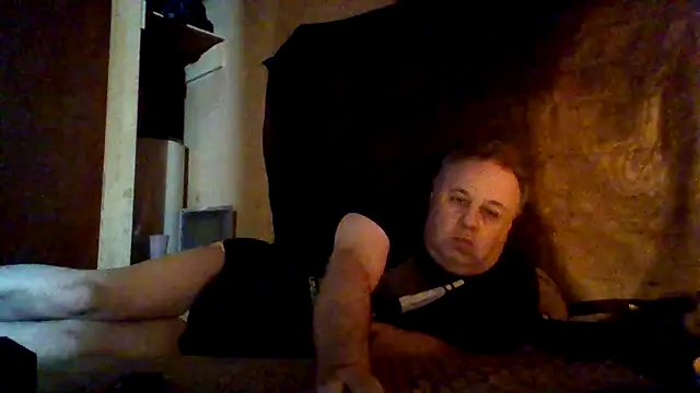 Nightshade7712 online show from 28, 10, 2025