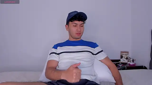 Valerio James7 online show from 14, 1, 2025