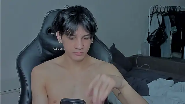 Snapshot of MarkBrowniii chatting on 22, 12, 2024 MarkBrowniii online show from 22, 12, 2024