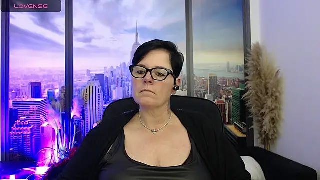 ninarandmann online show from 9, 12, 2024