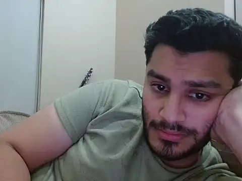 Snapshot of robintoit chatting on 15, 2, 2026 robintoit online show from 15, 2, 2026