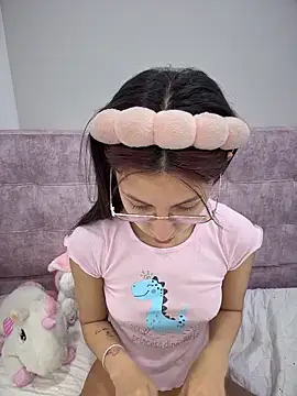 Snapshot of Bonniepark chatting on 12, 3, 2026 Bonniepark online show from 12, 3, 2026