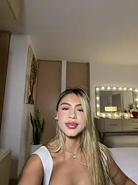 Snapshot of _laura_02 chatting on 22, 3, 2026 laura 02 online show from 22, 3, 2026