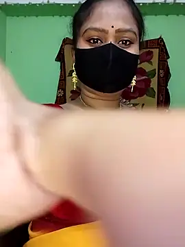 Snapshot of Idhika_Paul chatting on 1, 3, 2025 Idhika Paul online show from 1, 3, 2025