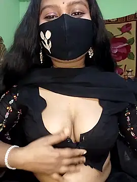 Snapshot of Idhika_Paul chatting on 9, 3, 2025 Idhika Paul online show from 9, 3, 2025