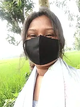 Snapshot of Idhika_Paul chatting on 15, 9, 2025 Idhika Paul online show from 15, 9, 2025