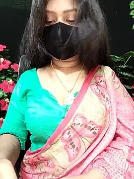 Snapshot of Idhika_Paul chatting on 9, 10, 2025 Idhika Paul online show from 9, 10, 2025