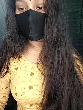 Snapshot of Idhika_Paul chatting on 9, 11, 2025 Idhika Paul online show from 9, 11, 2025