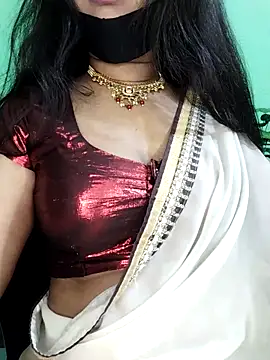 Idhika Paul online show from 23, 2, 2026