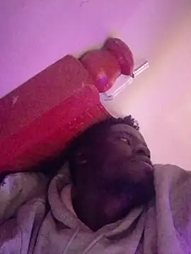 MaskedGQ online show from 15, 10, 2025