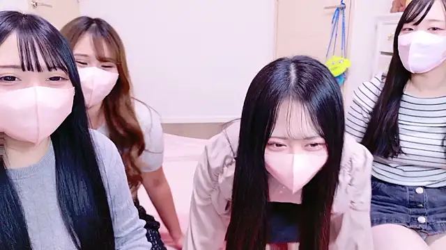 Snapshot of nathi_ko_xo chatting on 13, 10, 2025 nathi ko xo online show from 13, 10, 2025