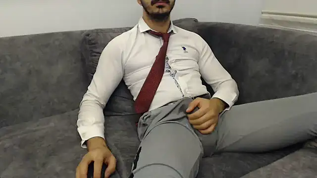 Snapshot of Naughtb0y chatting on 10, 7, 2026 Naughtb0y online show from 10, 7, 2026