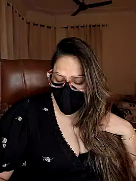 Snapshot of SEXY-Sardarni chatting on 4, 12, 2024 SEXY-Sardarni online show from 4, 12, 2024