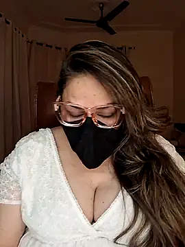 Snapshot of SEXY-Sardarni chatting on 15, 2, 2025 SEXY-Sardarni online show from 15, 2, 2025