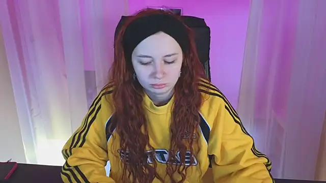 Snapshot of carolina_elf chatting on 14, 1, 2025 carolina elf online show from 14, 1, 2025