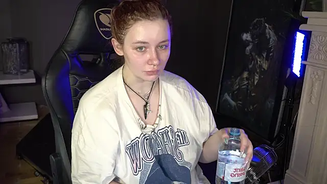 Snapshot of carolina_elf chatting on 29, 1, 2025 carolina elf online show from 29, 1, 2025