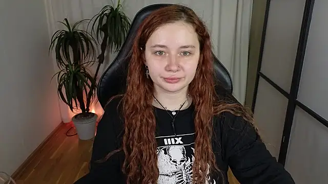 Snapshot of carolina_elf chatting on 12, 2, 2025 carolina elf online show from 12, 2, 2025