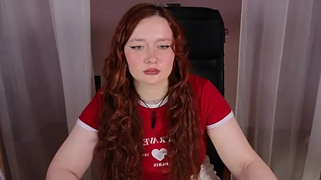 Snapshot of carolina_elf chatting on 15, 2, 2025 carolina elf online show from 15, 2, 2025