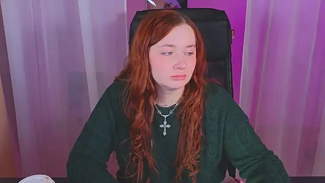 Snapshot of carolina_elf chatting on 16, 2, 2025 carolina elf online show from 16, 2, 2025