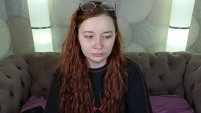 Snapshot of carolina_elf chatting on 19, 2, 2025 carolina elf online show from 19, 2, 2025