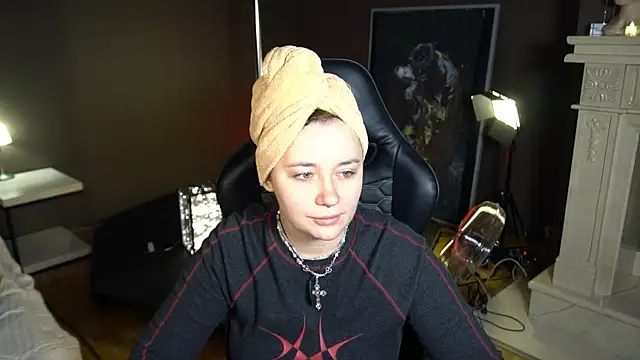 Snapshot of carolina_elf chatting on 20, 2, 2025 carolina elf online show from 20, 2, 2025