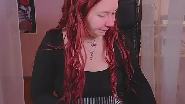 Snapshot of carolina_elf chatting on 16, 10, 2025 carolina elf online show from 16, 10, 2025