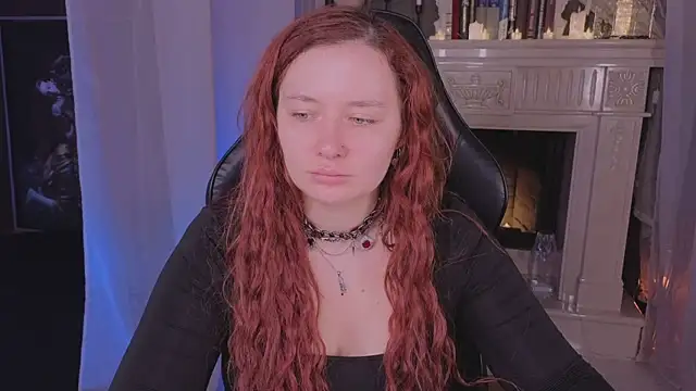 Snapshot of carolina_elf chatting on 17, 10, 2025 carolina elf online show from 17, 10, 2025