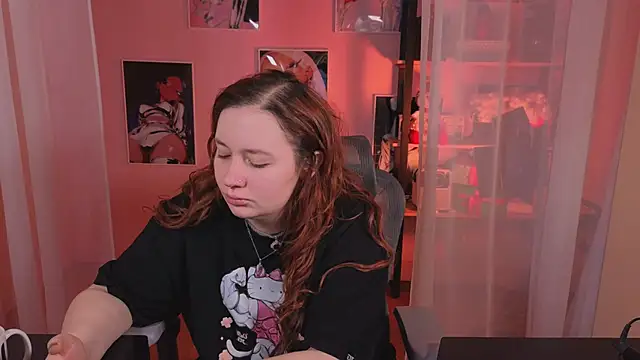 Snapshot of carolina_elf chatting on 29, 11, 2025 carolina elf online show from 29, 11, 2025