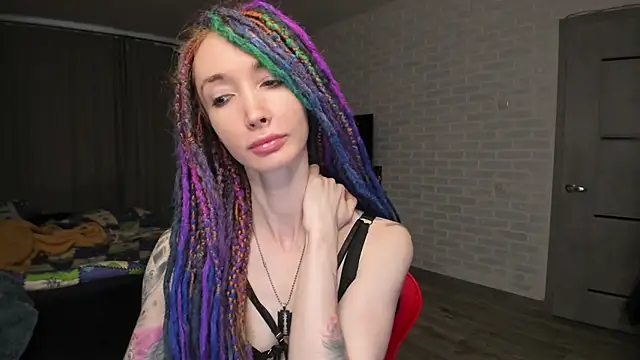 Roxy Silver online show from 11, 1, 2025