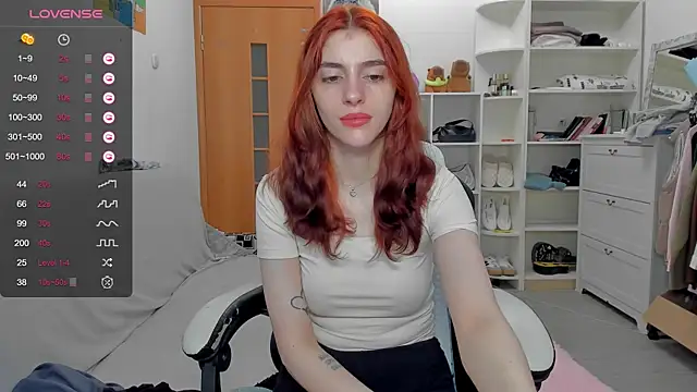 Snapshot of broosnica1 chatting on 6, 6, 2026 broosnica1 online show from 6, 6, 2026