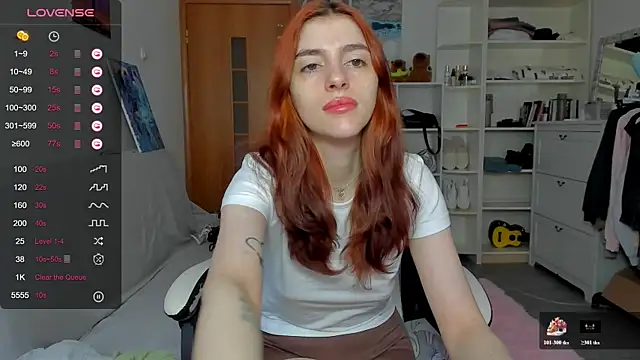 Snapshot of broosnica1 chatting on 7, 7, 2026 broosnica1 online show from 7, 7, 2026