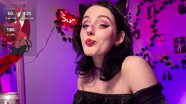 Snapshot of Alice_Succuby chatting on 29, 11, 2025 Alice Succuby online show from 29, 11, 2025