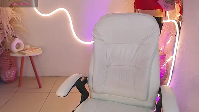 ViolettaHotLatin  online show from 20, 9, 2025