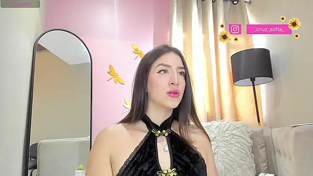 Snapshot of _AlejaCruz_ chatting on 6, 2, 2025 AlejaCruz online show from 6, 2, 2025