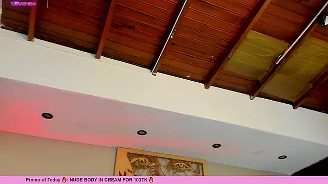 Snapshot of _AlejaCruz_ chatting on 8, 2, 2025 AlejaCruz online show from 8, 2, 2025