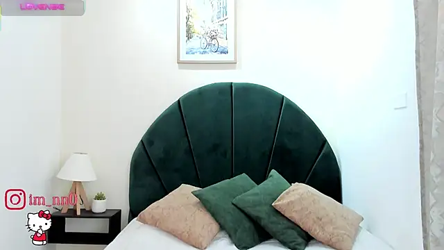 Snapshot of _AlejaCruz_ chatting on 12, 1, 2026 AlejaCruz online show from 12, 1, 2026