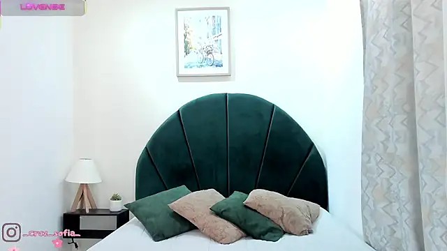 Snapshot of _AlejaCruz_ chatting on 9, 2, 2026 AlejaCruz online show from 9, 2, 2026