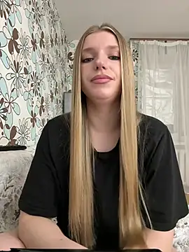 Snapshot of adel_secret chatting on 20, 4, 2026 adel secret online show from 20, 4, 2026