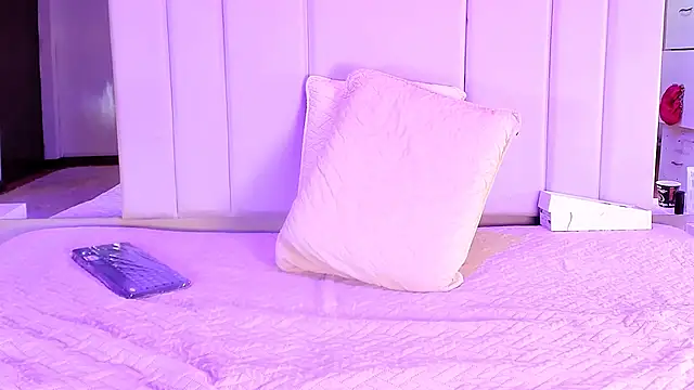 Snapshot of ElizabethAdams_ chatting on 14, 11, 2025 ElizabethAdams online show from 14, 11, 2025