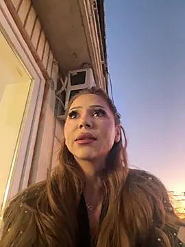 GinaMence online show from 18, 9, 2025