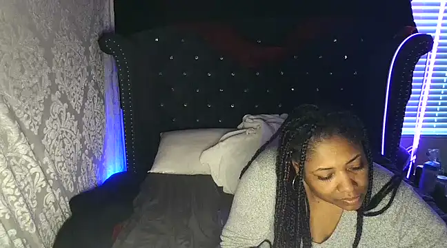 Snapshot of msyvette1970@xh chatting on 13, 12, 2024 msyvette1970xh online show from 13, 12, 2024