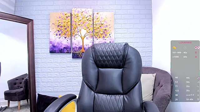  LaraMom  online show from 2, 6, 2026