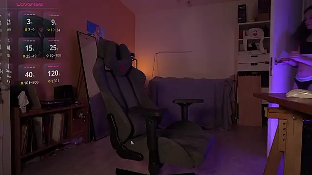 Snapshot of MagicFemboy chatting on 20, 3, 2026 MagicFemboy online show from 20, 3, 2026