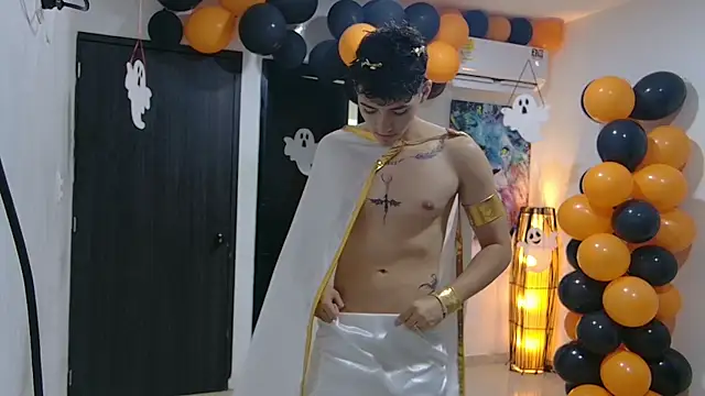 Snapshot of Boysgang_sex chatting on 31, 10, 2025 Boysgang sex online show from 31, 10, 2025